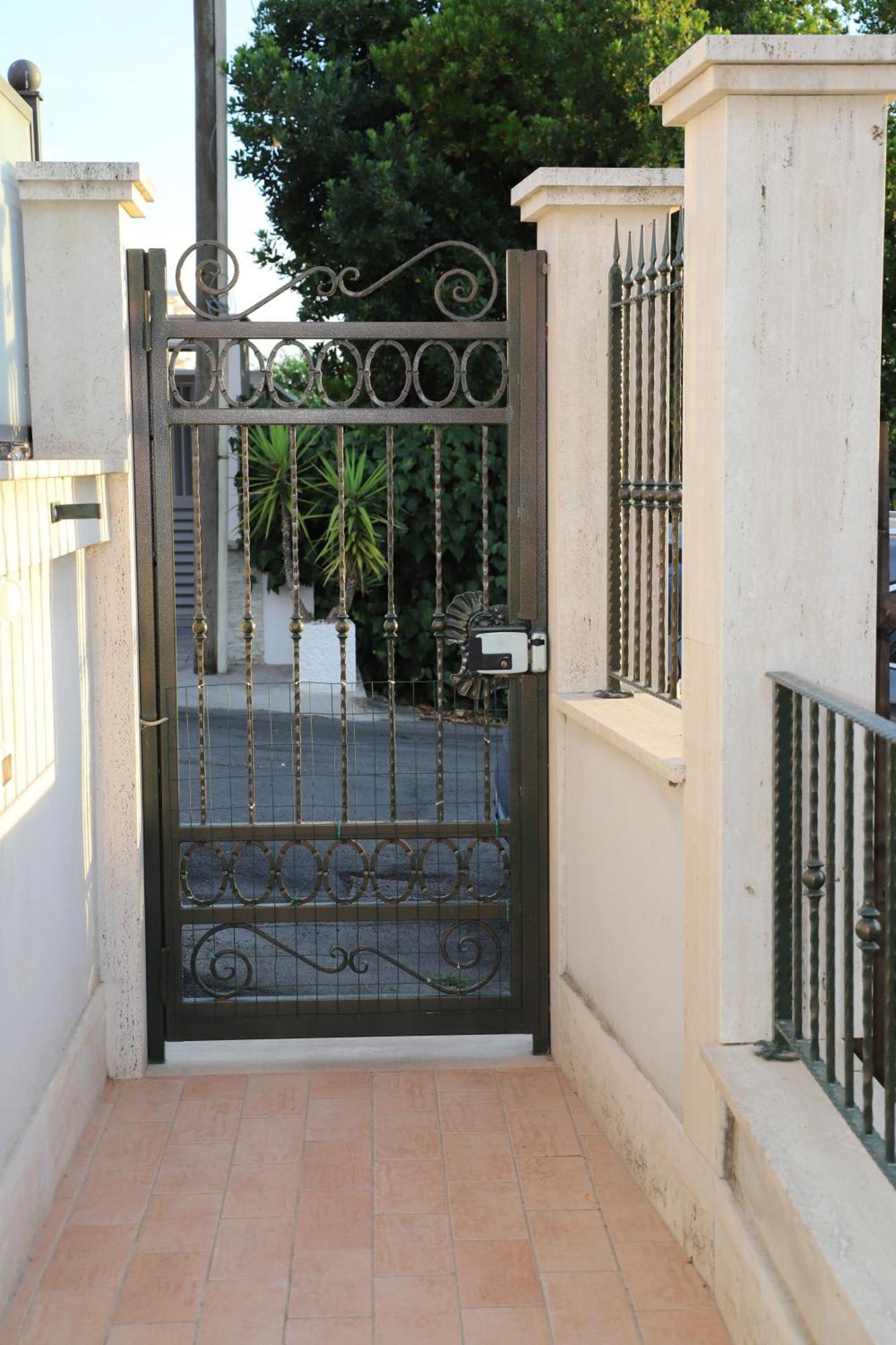 Villa Silvia Marco Simone Екстер'єр фото